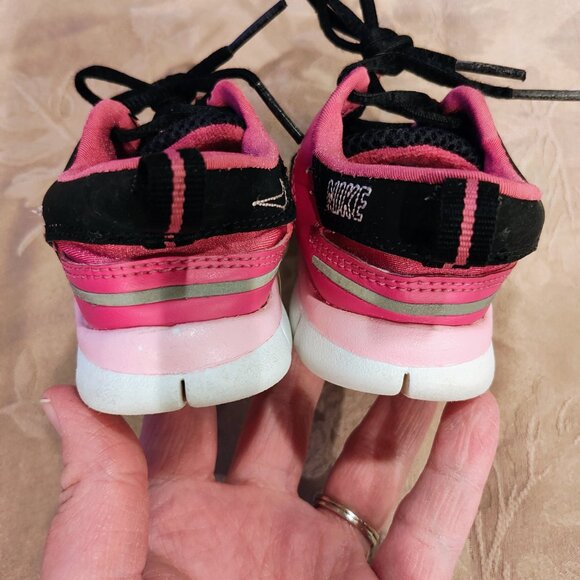 Nike Free 5.0 V2 Toddler Girl Sneakers, Size 7C, Gently Used - Picture 7 of 10